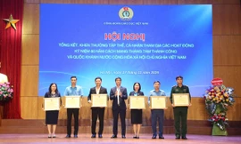 Tôn vinh đóng góp của cán bộ, giảng viên, sinh viên tham gia hoạt động A80