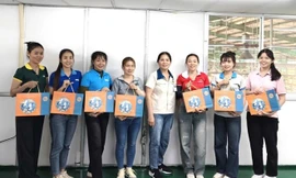 Nữ cán bộ công đoàn với những sáng kiến triệu đô