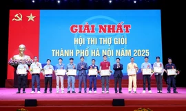 Tôn vinh hơn 80.000 sáng kiến của công nhân, viên chức, lao động