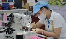 'Bàn tay vàng' của Dệt May Huế thắp sáng tinh thần sáng tạo công nhân trẻ