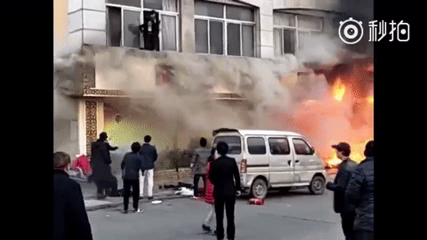 Cháy tiệm massage chân, 20 người thương vong