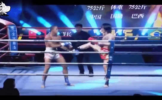 Thanh Phong Đạo Trưởng thua knock-out võ sĩ Brazil