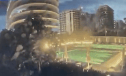 Giây phút tòa chung cư 12 tầng đổ sập giữa lúc người dân say ngủ ở Mỹ