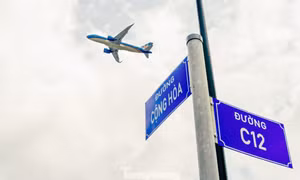 Cửa ngõ sân bay Tân Sơn Nhất 'hạ nhiệt' ùn tắc nhờ kết nối nút giao đường C12