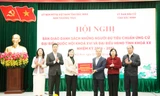 Mặt trận Tổ quốc tỉnh Bắc Ninh bàn giao danh sách người ứng cử đại biểu Quốc hội và HĐND tỉnh cho Ủy ban bầu cử tỉnh Bắc Ninh. Ảnh: Nguyễn Thắng