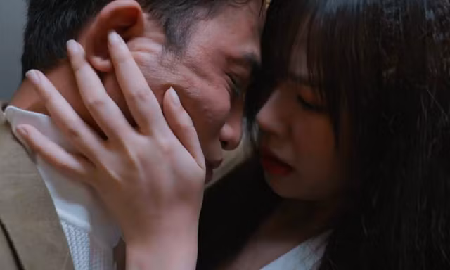 Nữ diễn viên phim Việt giờ vàng cứ xuất hiện là khán giả muốn tắt tivi