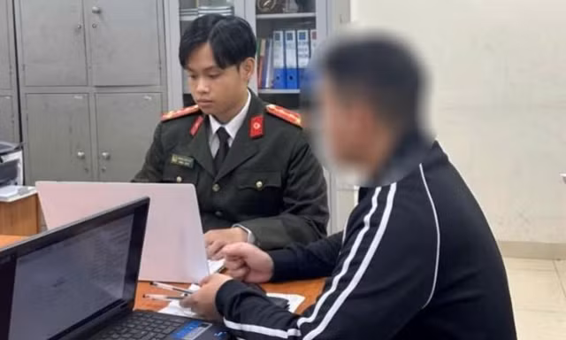 Hà Nội: Nam sinh bị 'bắt cóc online', dọa chặt tay nếu gia đình không chuyển 550 triệu đồng