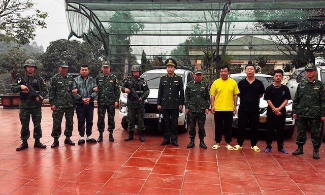 Đường dây tổ chức đưa, đón hàng chục người nước ngoài xuất, nhập cảnh trái phép