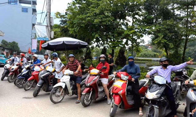 Khách đổ về triển lãm thành tựu đất nước, hành động của người dân ở Hà Nội nhận triệu lời khen