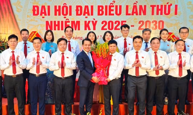 Xã Bát Tràng phát huy giá trị làng nghề truyền thống gắn với phát triển du lịch