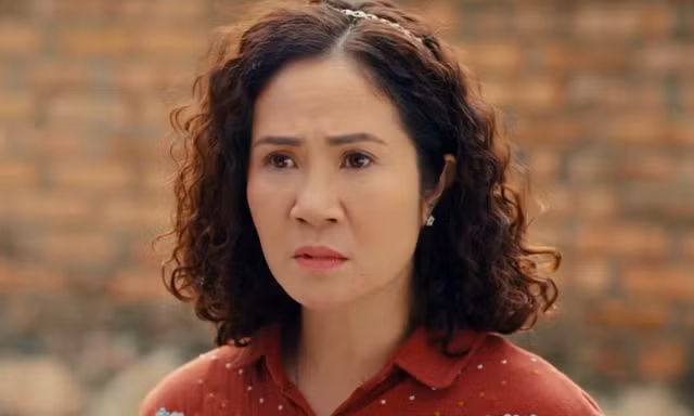 NSƯT Nguyệt Hằng: ‘Tôi và chồng cãi nhau ở trường quay, đạo diễn phải can thiệp’