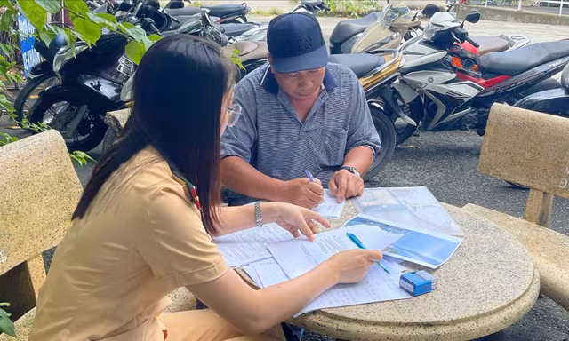 Chạy vào đường cấm, tài xế xe khách bị phạt 5 triệu đồng