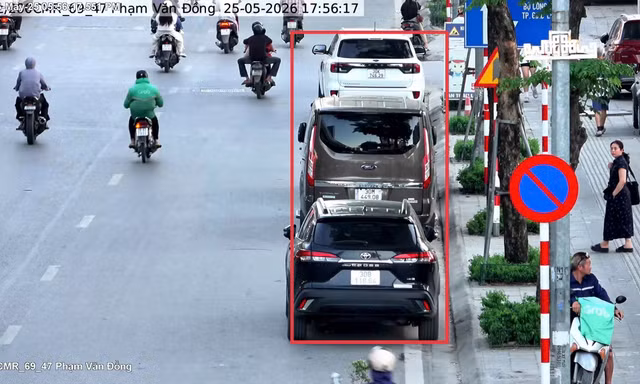 Công an Hà Nội thí điểm dùng UAV giám sát trật tự đô thị