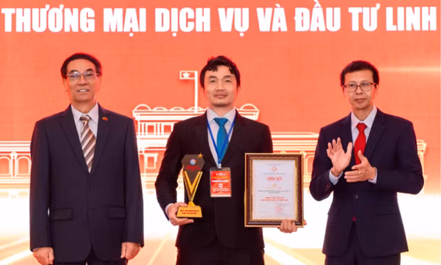 Linh Anh được vinh danh ‘phòng khám thẩm mỹ được khách hàng tin chọn 2025’