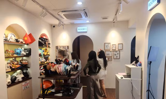 Vụ nữ sinh lộ hình ảnh nhạy cảm ở tiệm chụp ảnh: 'Chủ tiệm phải chịu trách nhiệm'
