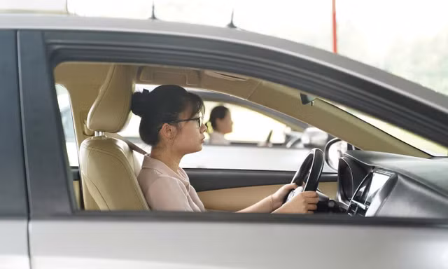 Đề xuất giảm giấy tờ và thời gian cấp đổi giấy phép lái xe