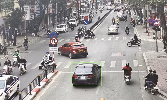 Hà Nội: Một ngày camera AI phát hiện hơn 100 trường hợp vi phạm giao thông 