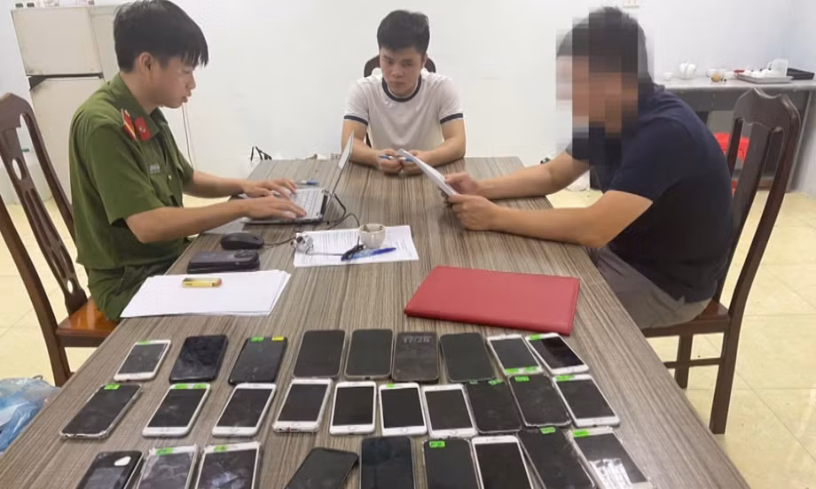 Đối tượng Nguyễn Văn Hậu được xác định là kẻ chủ mưu, điều hành nhóm lừa đảo.