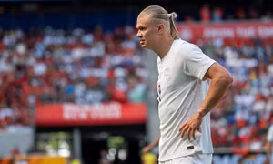 Cách mà Haaland đưa Na Uy vào vòng 16 đội