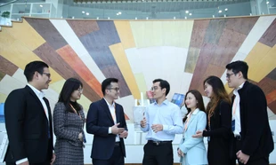 Các đại biểu Trí thức trẻ Việt Nam toàn cầu năm 2021 trao đổi ý kiến về các vấn đề phát triển đất nướcẢNH: LÂM ĐĂNG HẢI 
