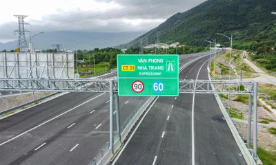 Loạt tồn tại trên cao tốc Vân Phong - Nha Trang