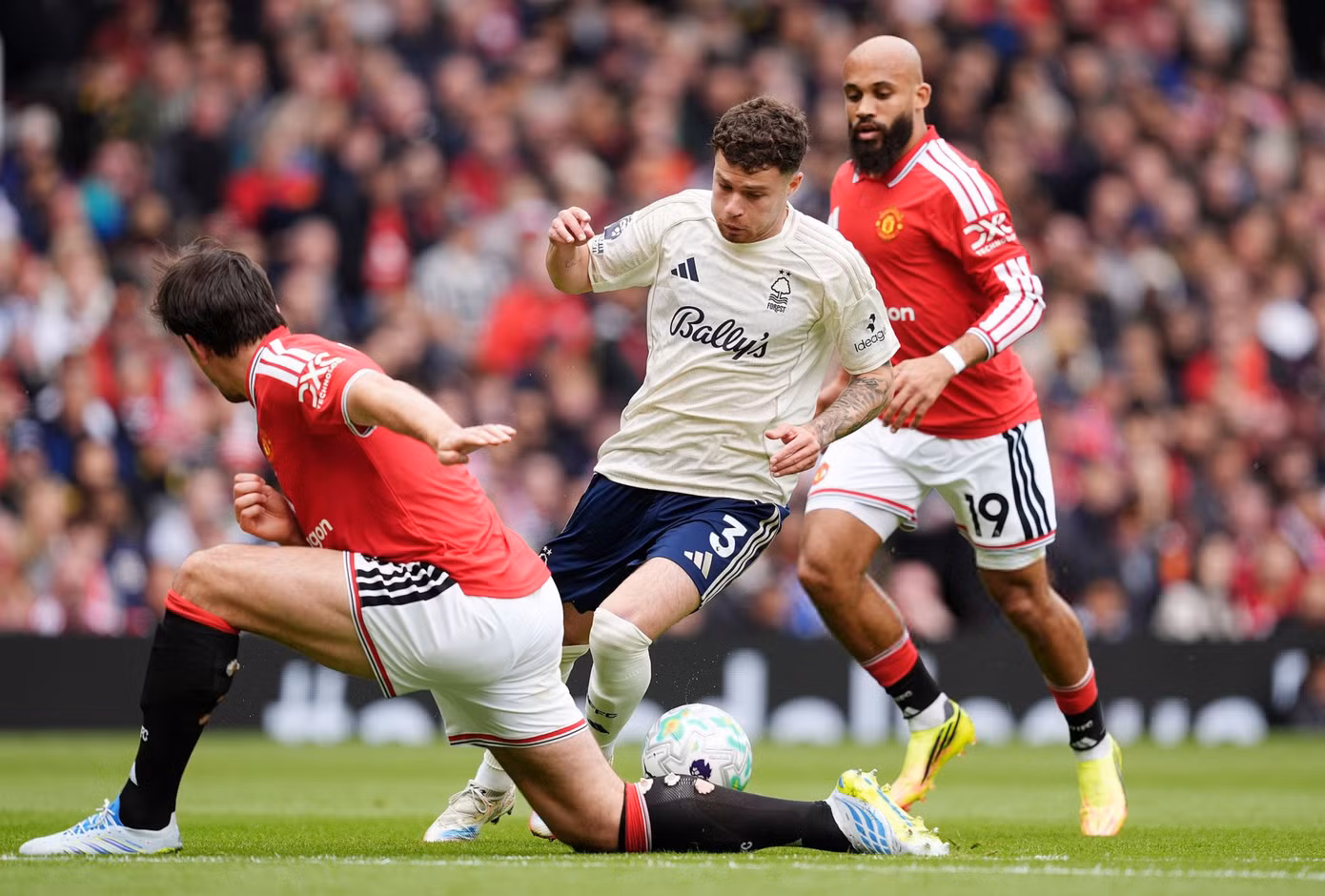 manchester-united-v-nottingham-forest-premier-league-old.jpg