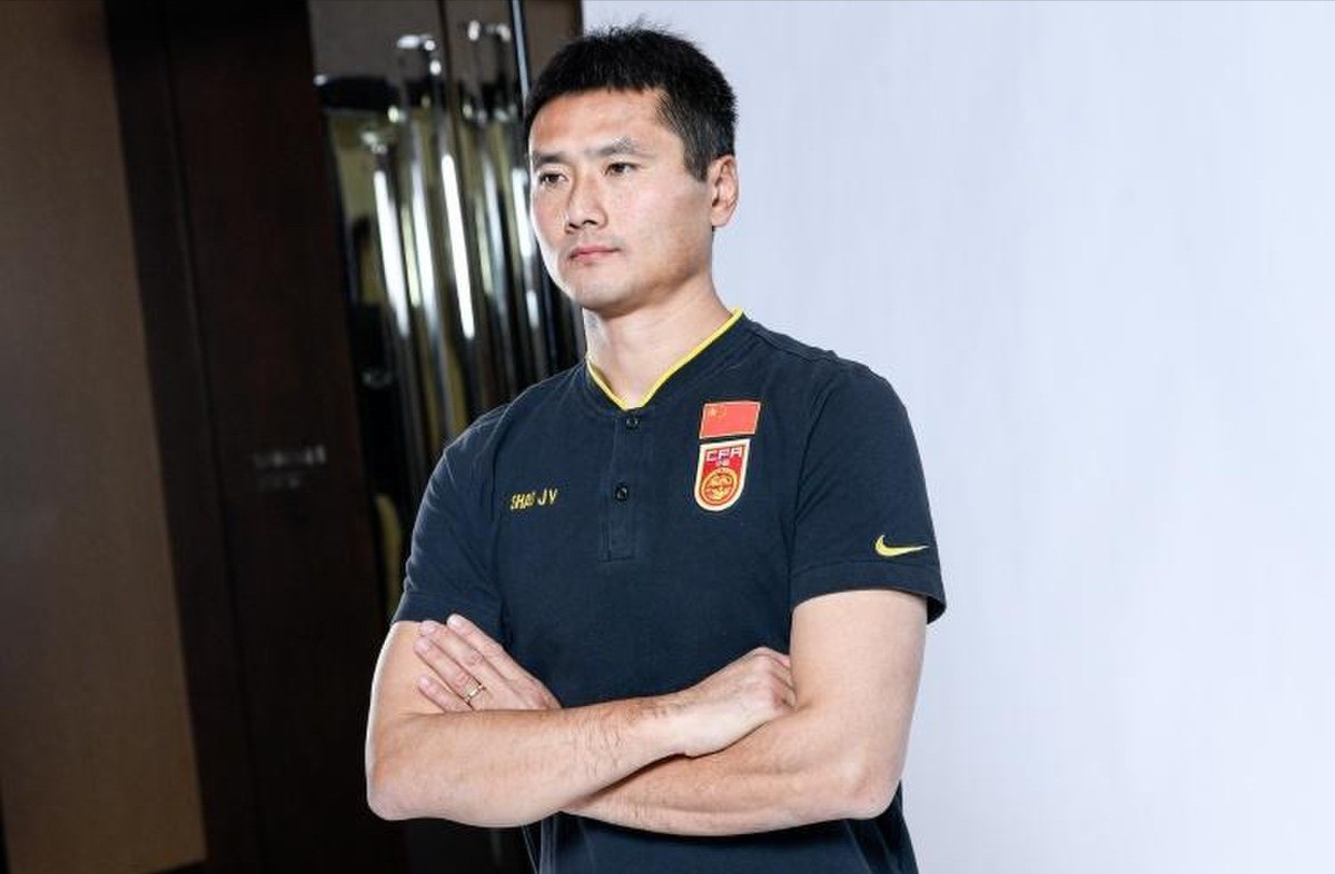 គ្រូបង្វឹក Jiayi បានដាក់សម្ពាធយ៉ាងខ្លាំង។ 61e785ec2997c-690b3534015c8-2221.jpg