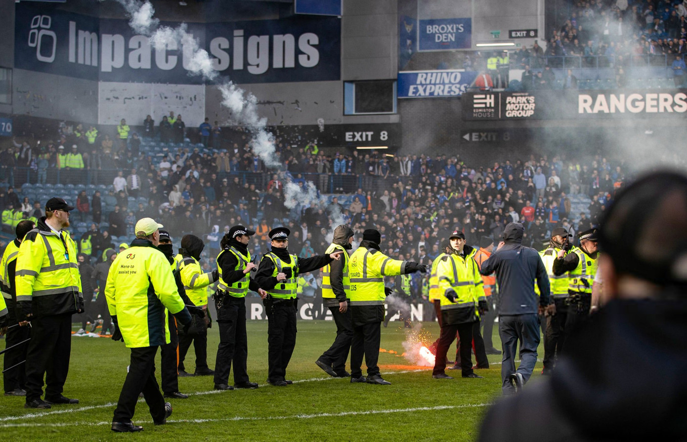 Ẩu đả chưa từng có ở trận derby căng thẳng nhất thế giới 7 rangers-v-celtic-scottish-gas-scottish-cup-4.jpg