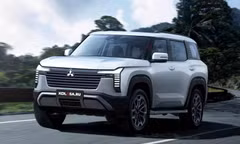Mitsubishi 'tất tay' với xe hybrid