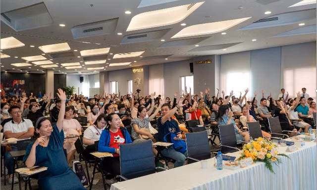 Dấu ấn lớp học tiền sản quy mô kỷ lục tại Bệnh viện quốc tế City thu hút hơn 400 mẹ bầu