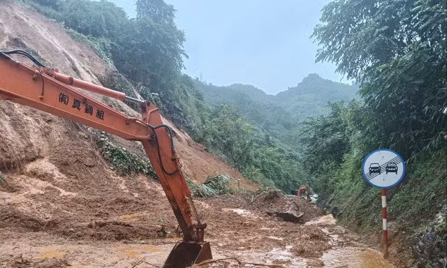 Sạt lở khắp khu vực miền núi phía Bắc 