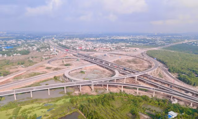 Thu phí qua nút giao Long Thành từ ngày 30/4 