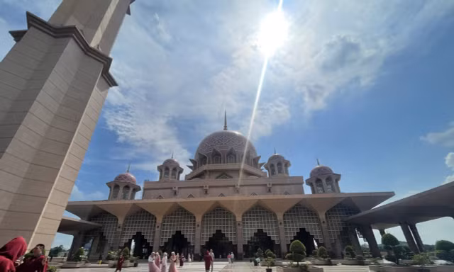 Lý do người Việt thích du lịch Malaysia