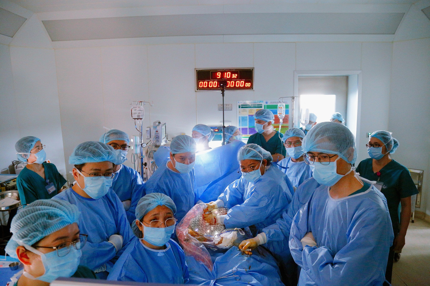 Cứu sống b&agrave;o thai dị tật tim rất nặng ngay trong bụng mẹ- Ảnh 1.