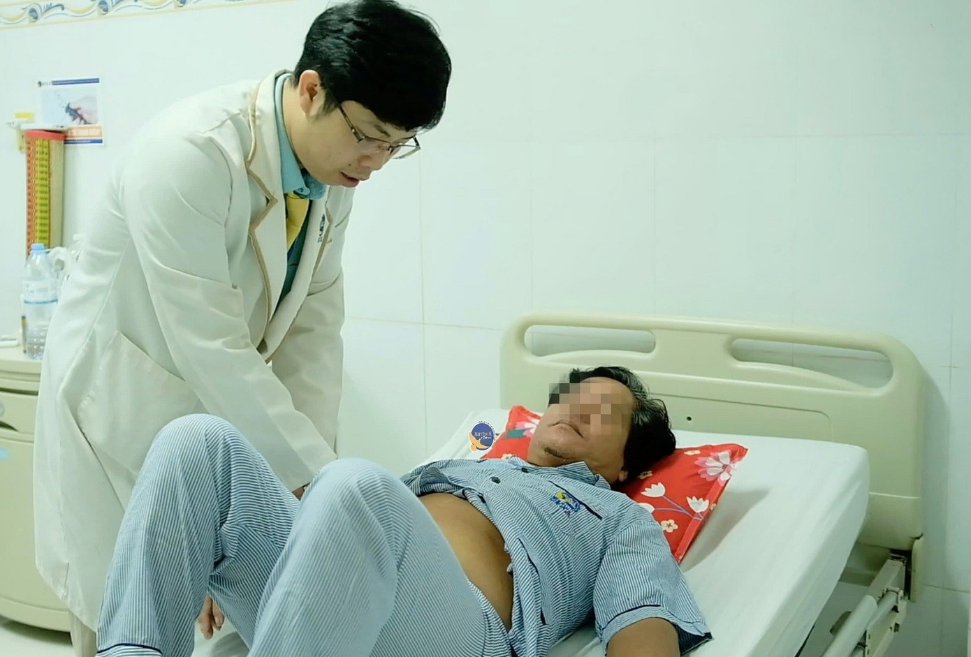 hinh-anh-bac-si-tham-kham.jpg