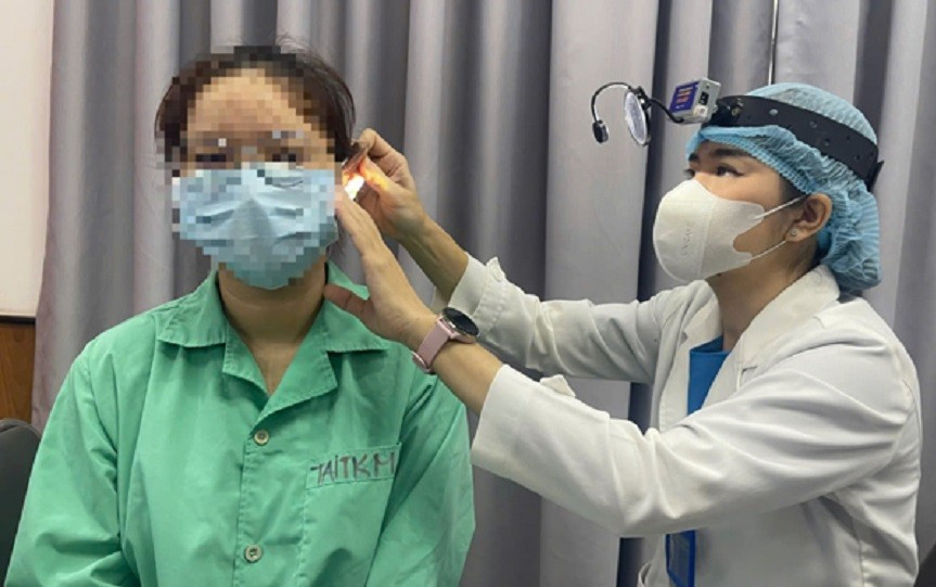 Bệnh viện Tai Mũi Họng đã tiếp nhận nhiều trường hợp gặp nạn khi ngoáy tai tmh-1.jpg