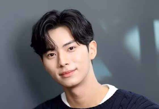 Lee Chae Min: ‘Thử thách và đồng cảm là phương thức tôi lựa chọn kịch bản’