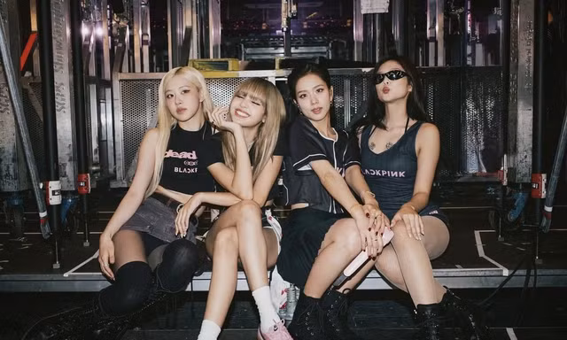 BLACKPINK làm 'nóng' trở lại