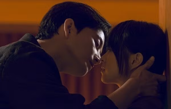 Park Bo Young rũ bỏ hình tượng 'chân thật'