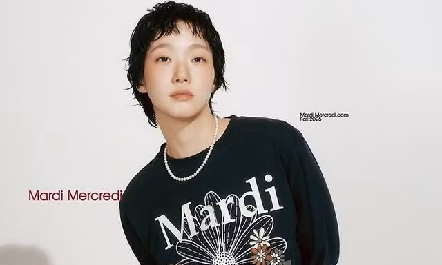 Kim Go Eun mang đến vẻ đẹp thanh lịch, sang trọng cho sắc Thu 2025