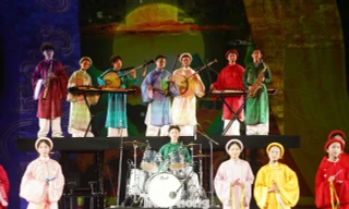 Khoảng một triệu lượt khách đổ về Hoàng thành Thăng Long dịp cuối tuần