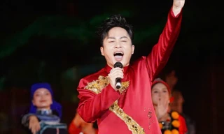 Tùng Dương, Hòa Minzy cháy hết mình trong đêm hội văn hóa