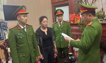 Vì sao thu tiền trông giữ xe trái phép có thể bị khởi tố hình sự?