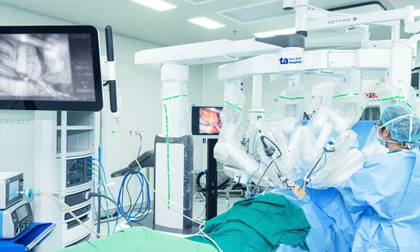 ‘Siêu robot’ thực hiện thành công gần 200 ca mổ đa chuyên khoa