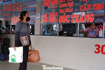  Giá xăng dầu tăng cao, nhà xe đồng loạt điều chỉnh giá vé