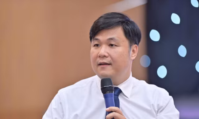 Hoa hậu Việt Nam khơi dậy khát vọng cống hiến