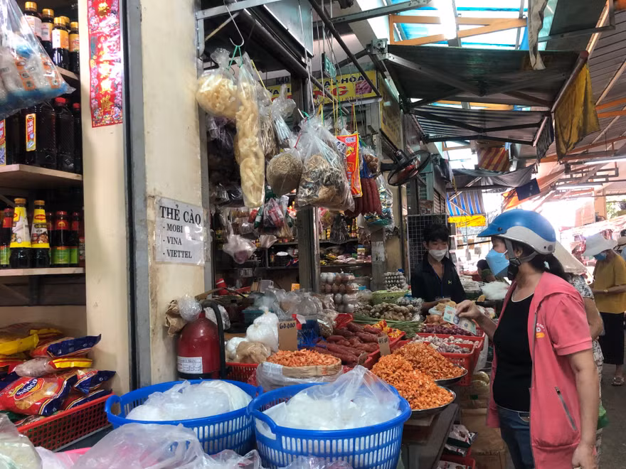 Nhiều mặt hàng tăng giá gây lo lắng cho người tiêu dùng hậu dịch bệnh