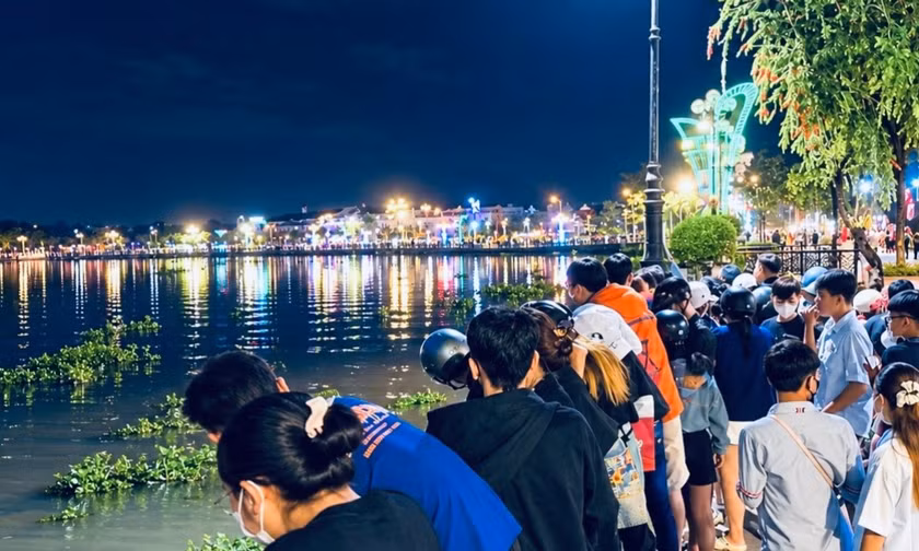 Phát hiện thi thể cô gái trên sông Sài Gòn