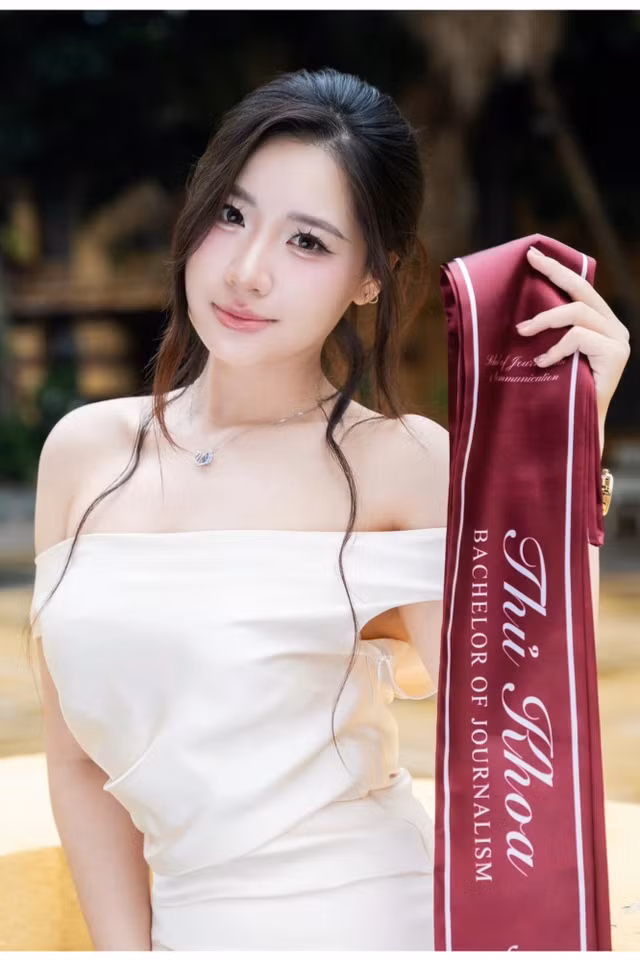 Nữ thủ khoa Báo chí GPA 3.84: Học song bằng Luật, vượt chương trình thạc sĩ từ năm cuối