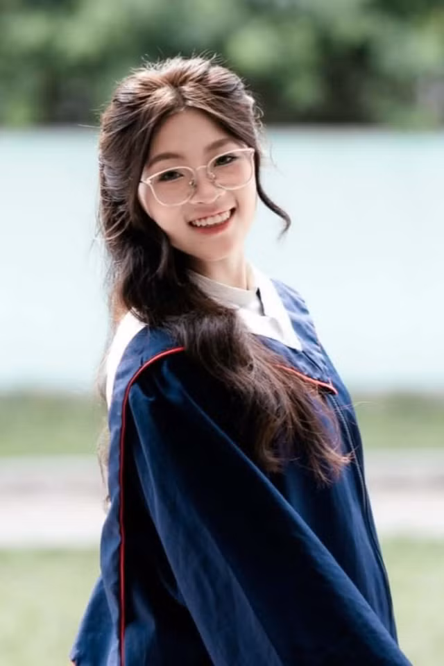 Thủ khoa đầu vào AJC Trương Ngọc Linh: 'Đừng chỉ cố gắng thành công, hãy cố gắng để tự hào về mình'
